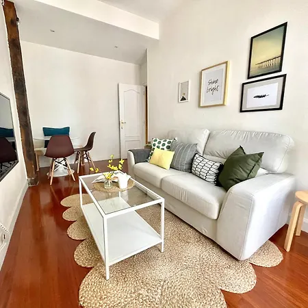 아파트 Fika Flat Casco Viejo Parking 20 Euro X Dia *