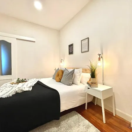 Fika Flat Casco Viejo Parking 20 Euro X Dia *