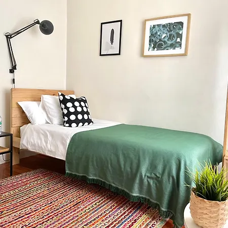 Fika Flat Casco Viejo Parking 20 Euro X Dia Апартаменты *